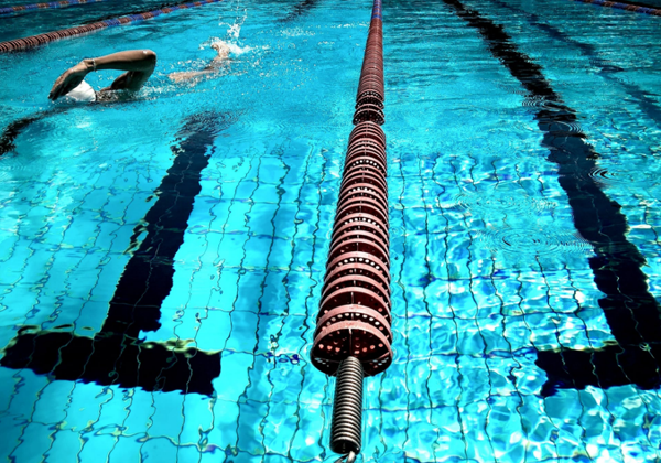 How to Clean Your Swimming Pool (And the Best Pool Cleaning Equipment)